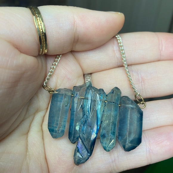 Blue aura quartz necklace - Picture 1 of 3